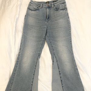 Lee High Rise Flares jeans. Size 29 rare!